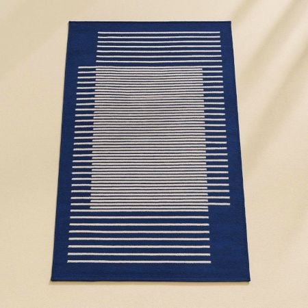 Handmade Blue And White Cotton Modern Dhurrie For Home